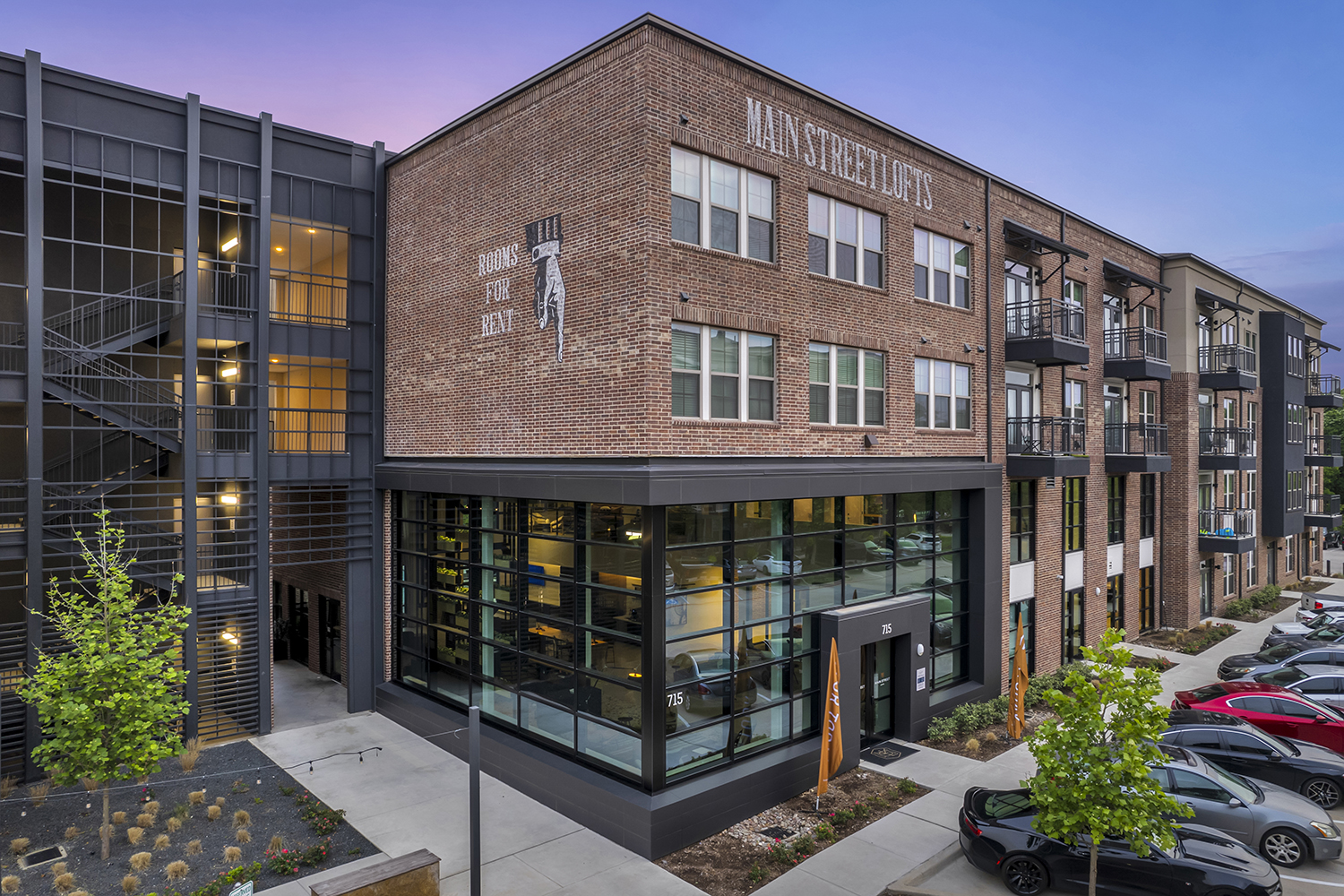 Main Street Lofts The Multifamily Advisory Group at Cushman & Wakefield